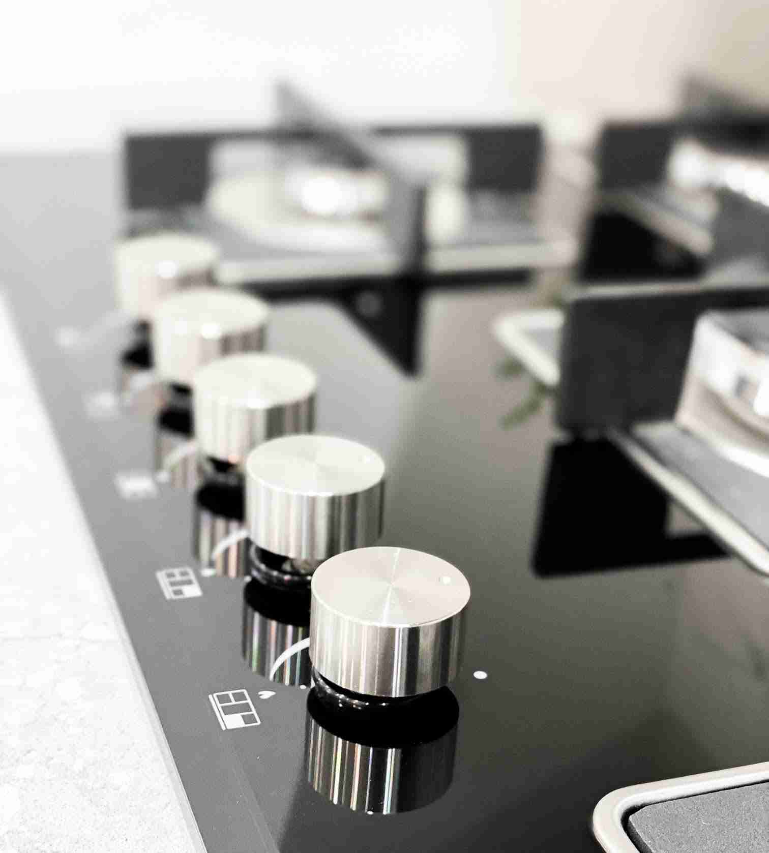 DAN75GAG 77cm Gas On Glass Cooktop Daniela Appliances